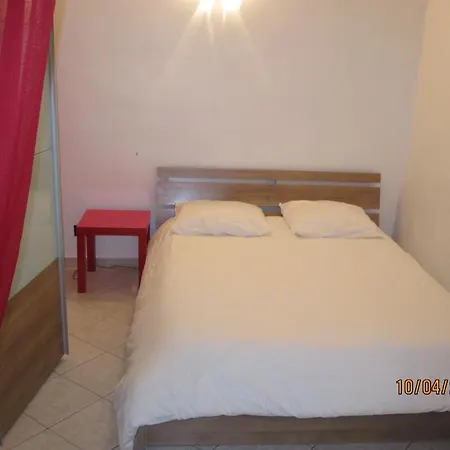 Vieux Apartment Menton