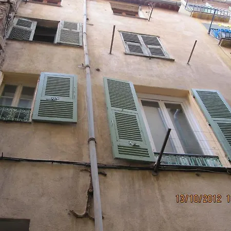 Vieux Apartment